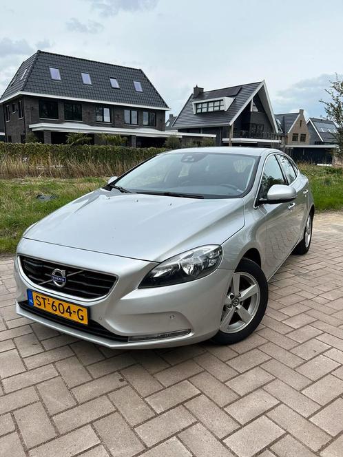 Volvo V40 T3 1.6 CAM  PDC  LEER  AIRCO  SEATYSAFETY 