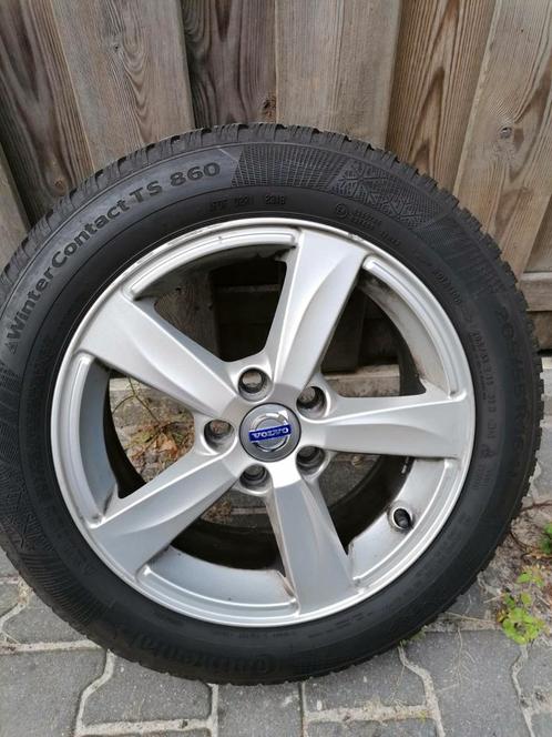 volvo v40 velgen 16 inch met winterbanden