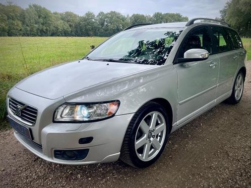 Volvo V50 1.8 MOMENTUM LEER XENON YOUNGTIMER CLIMA AIRCO PDC