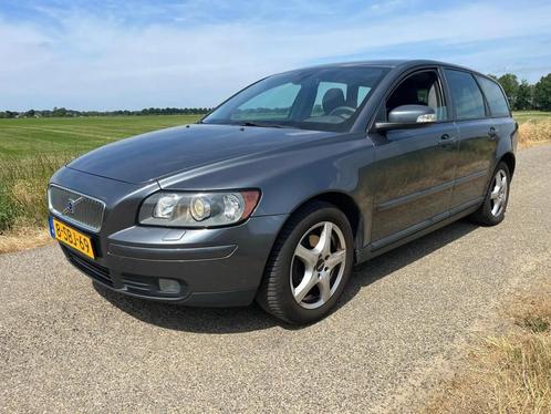 Volvo V50 1.8i luxe uitvoering  rijdt als nieuw 