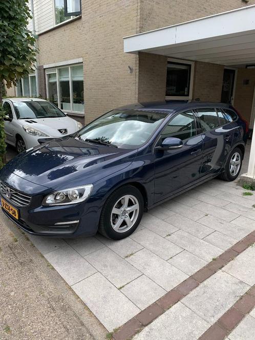 Volvo V60 1.6D Drive 84KW 2015 Blauw