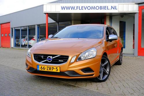 Volvo V60 2.0 D4 5-cilinder R-Design Aut. Half-LederAdapt.C