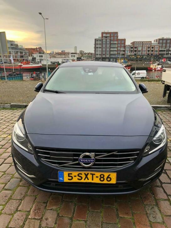 Volvo V60 2.4 D6 AWD Plug-in Hybrid 2013 Blauw