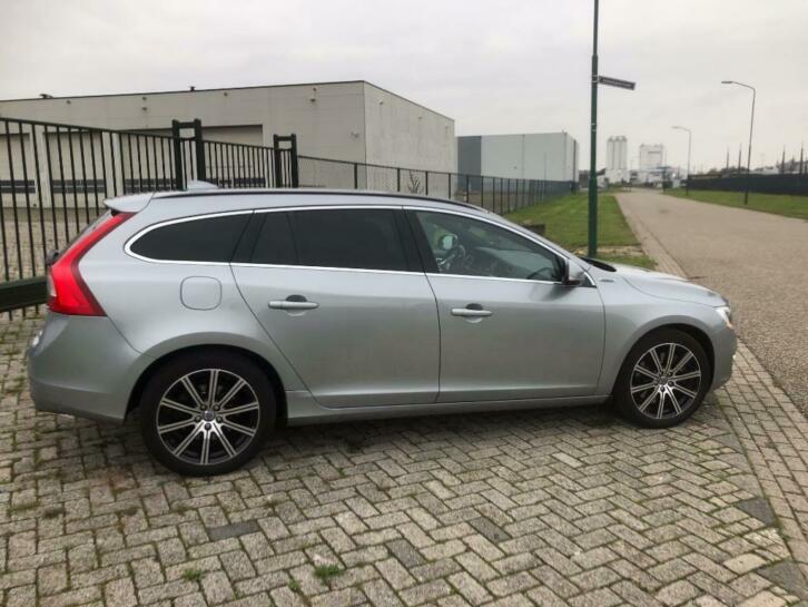 Volvo V60 2.4 D6 AWD Plug-in Hybrid 2013 Grijs