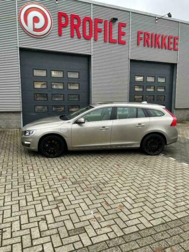 Volvo V60 2.4 D6 AWD Plug-in Hybrid 2015 Grijs Twin Engine