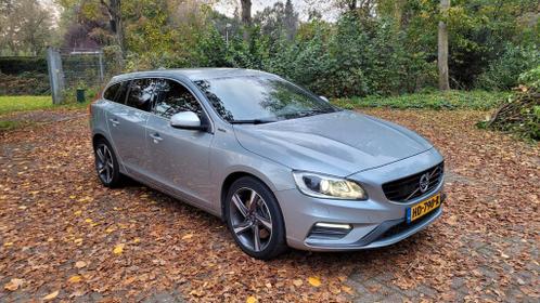 Volvo V60 2.4 D6 R-Design AWD Plug-in Hybrid 2015 Grijs