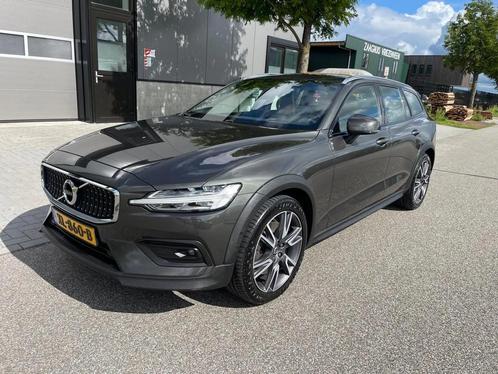 Volvo V60 Cross Country 2.0 D4 AWD Intro Editionpanoleerl