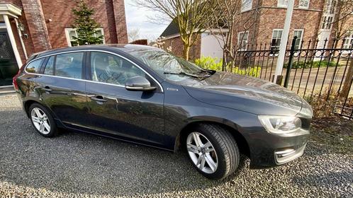 Volvo V60 D6 Twin Engine 315 pk Geartronic 2015 Grijs