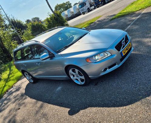 Volvo V70 2.0 T AUT 2011 Grijs