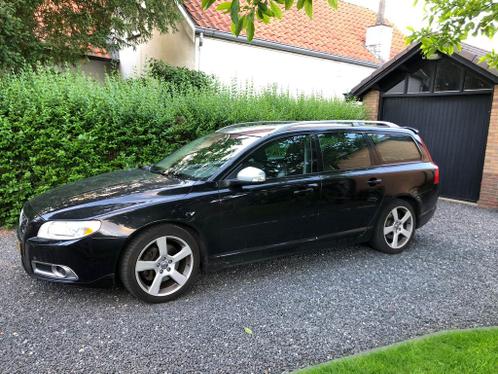 Volvo V70 2.0 T AUT 2011 Zwart