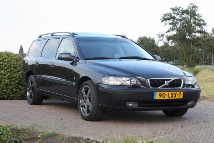 Volvo V70 2002 2.4T NIEUWE LPG LIEFHEBBER AUTO