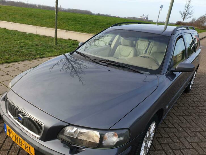 Volvo V70 2.4 170PK 2003 Antraciet grijs 2e eigenaar