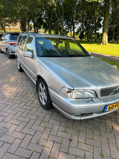 Volvo V70 2.4 170PK AUT 2000 Grijs loop of sloop