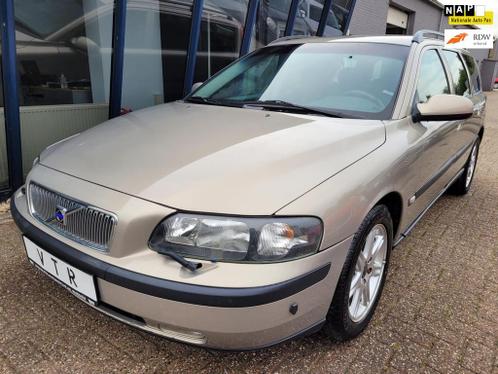 Volvo V70 2.4 7-Persoons  Youngtimer  Weinig KM