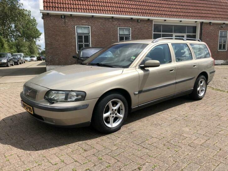 Volvo V70 2.4 Comfort Line Nette auto  Clima  Cruise Nu 