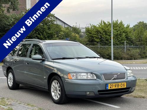 Volvo V70 2.4 D5 Momentum  Airco  Trekhaak (bj 2005)