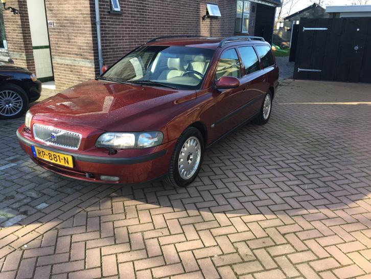 Volvo V70 2.4 T 200PK AUT 2000 Youngtimer