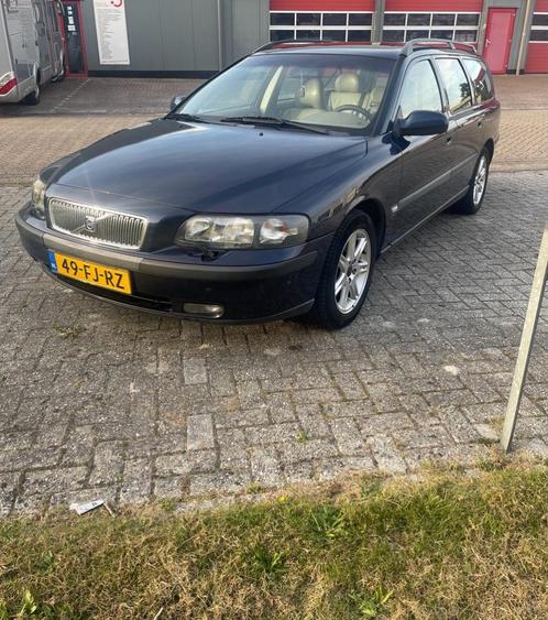 Volvo V70 2.4 T Automaat APK 16-06-2024  7 Persoons