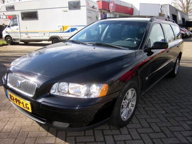 Volvo V70 2.4D Edition II ((Nieuw model van 2005))