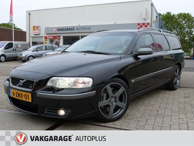 Volvo V70 2.5 R awd Geartronic (300pk), Full options  In n