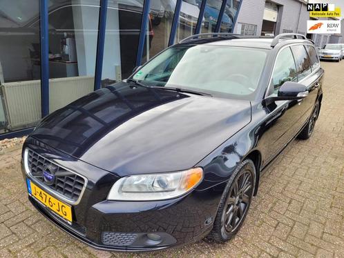 Volvo V70 2.5FT Momentum 260PK H.LEER  XENON  SPOILER  1