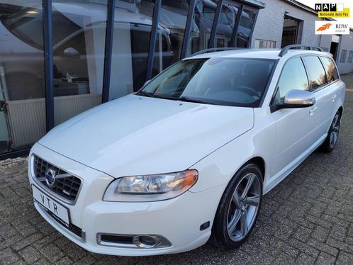 Volvo V70 2.5FT R-Design Automaat LEER  XENON  PDC  ECC