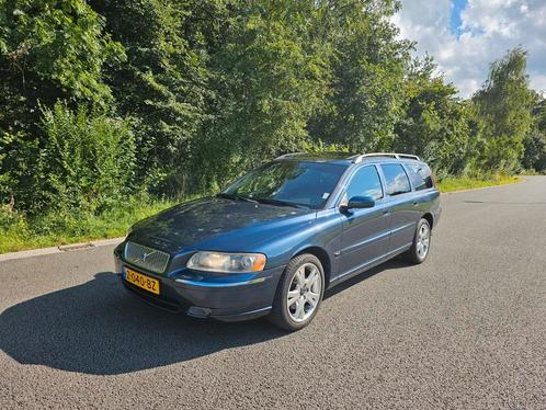 Volvo V70 2.5T AWD Four-c Open dak Dolby surround Cruise