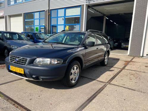 Volvo V70 Cross Country 2.4 T Comfortline Nieuwe APK