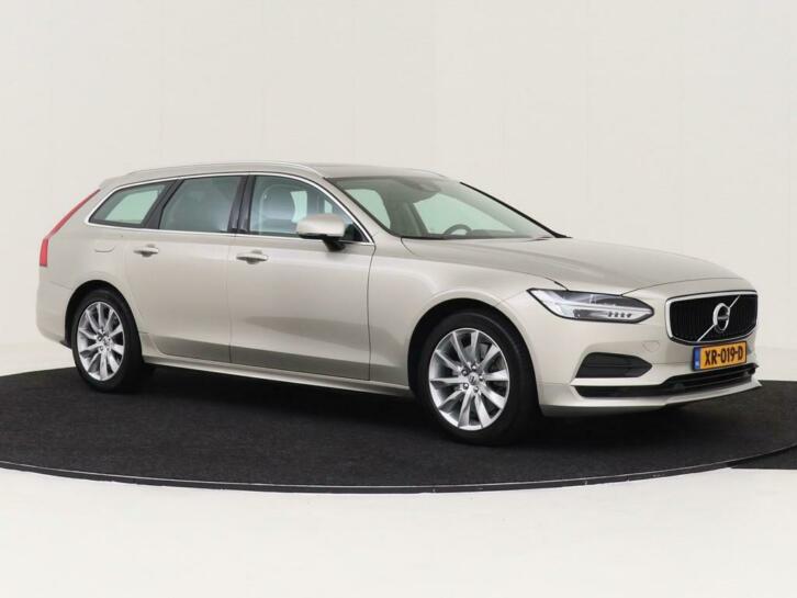 Volvo V90 2.0 T5 Momentum AUTOMAAT PANORAMADAK NAVIGATIE LED