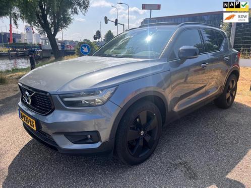 Volvo XC40 2.0 D4 AWD R-Design Intro Edition Pano Harman Kar