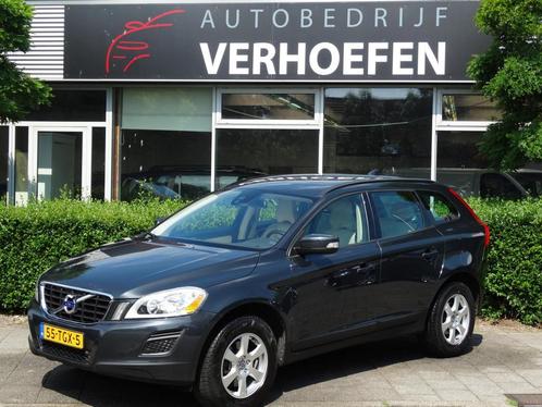 Volvo XC60 2.0 T5 Kinetic - AUTOMAAT - NAVIGATIE - CLIMATE 