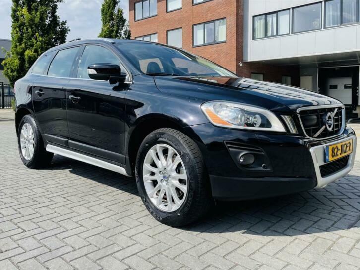 Volvo XC60 2.4 D5 AWD Geartronic FULL OPTION