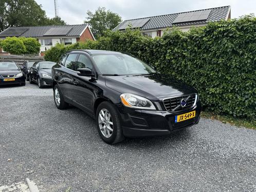 Volvo XC60 2.4 D5 AWD Momentum  Navi  Xenon  Autom. Airco