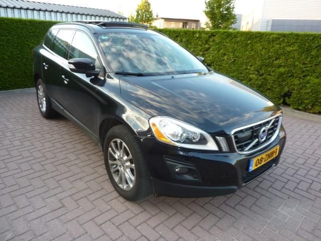 Volvo XC60 3.0 T6 AWD Geartronic Summum Xenon