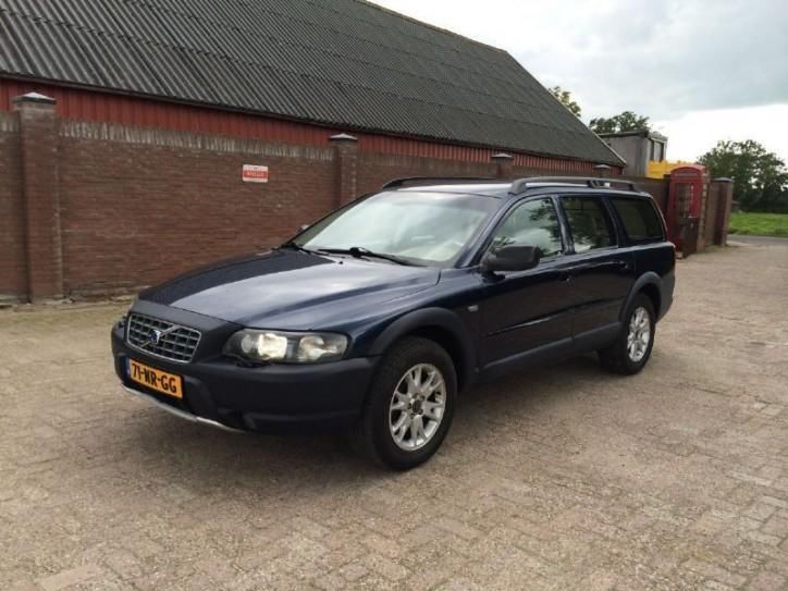 Volvo XC70 2.4 D5 Automaat, LeerXenon (Bj 2004)