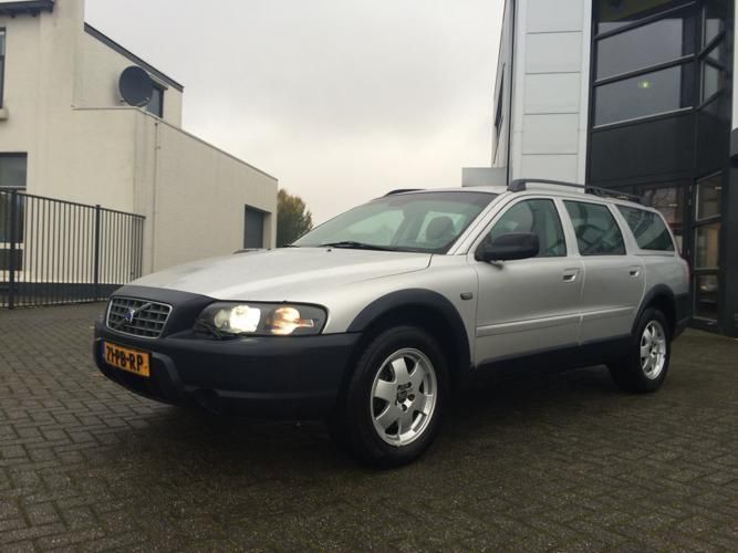 Volvo XC70 2.4 D5 AWD Geartronic 2004 Grijs