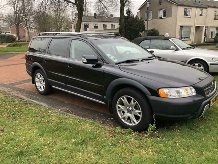 Volvo XC70 2.4 D5 AWD Geartronic 2007 Zwart