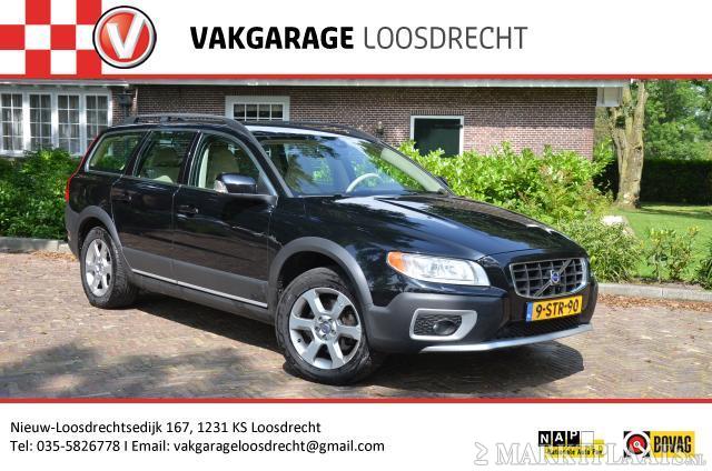 Volvo xc70 2.4D summum  awd  navi  leer 