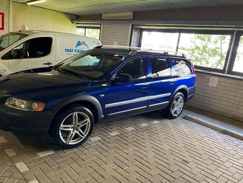 Volvo XC70 2.5 T AWD Geartronic 2005 Blauw