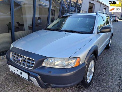 Volvo XC70 2.5 T Kinetic 4WD  H.LEER  CRUISE CONTROL  TRE