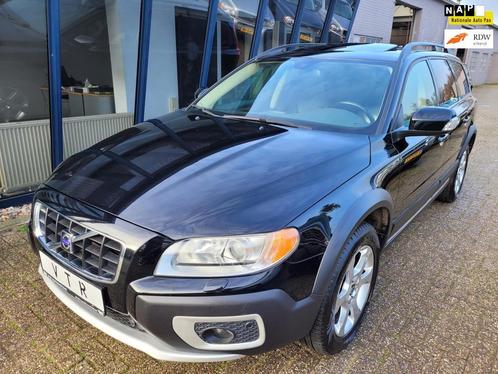 Volvo XC70 3.2 Momentum YOUNGTIMER  NAVI  LEER  SUNROOF