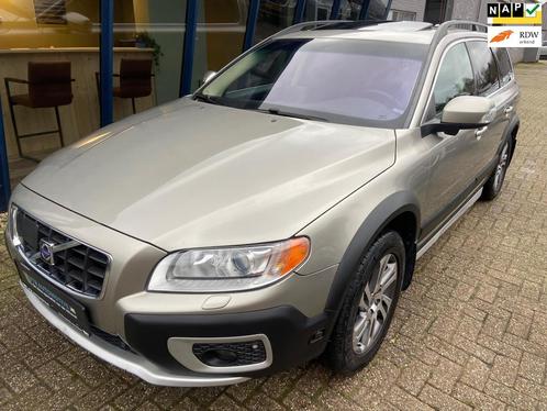 Volvo XC70 3.2 Summum LEER  SUNROOF  PDC  TREKHAAK