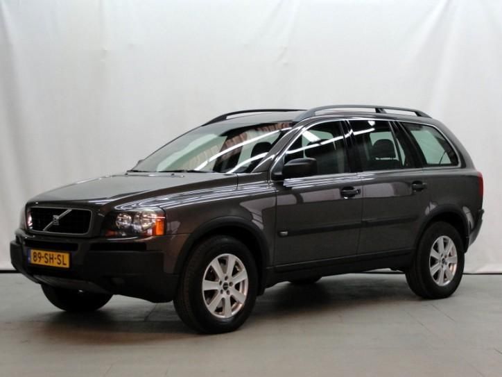 Volvo XC90 2.4 D5 132kW Geartronic 7 persoons Momentum Mobil