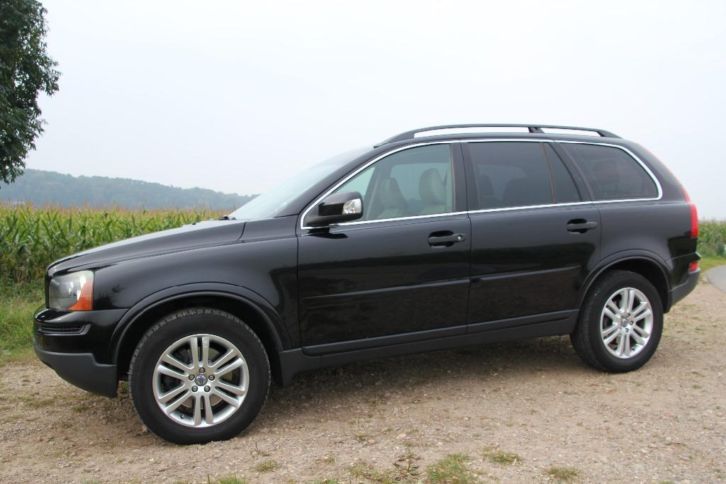 Volvo XC90 2.4 D5 Automaat Zwart 7pers TV trekhaak