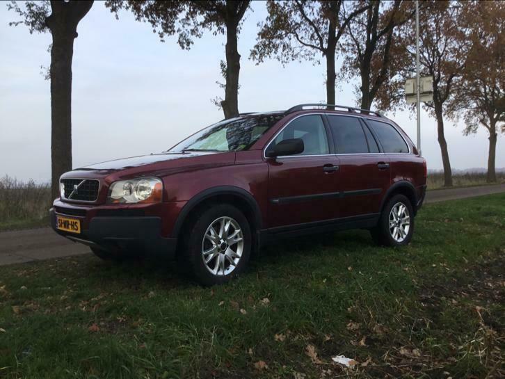 Volvo XC90 2.4 D5 Geartronic 2004 Rood