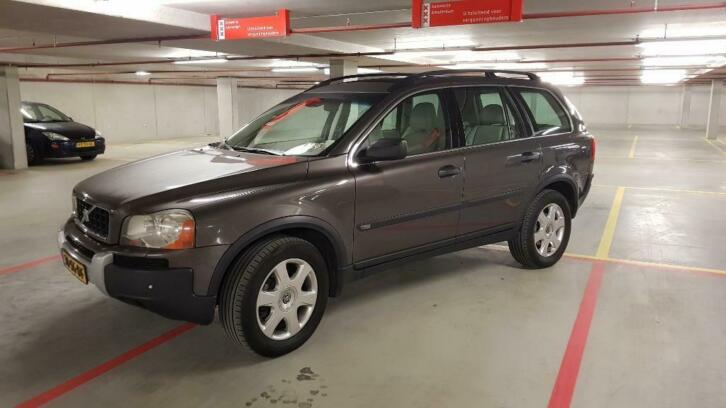 Volvo XC90 2.4 D5 Geartronic 2006 Bruin (bijz. goede staat)