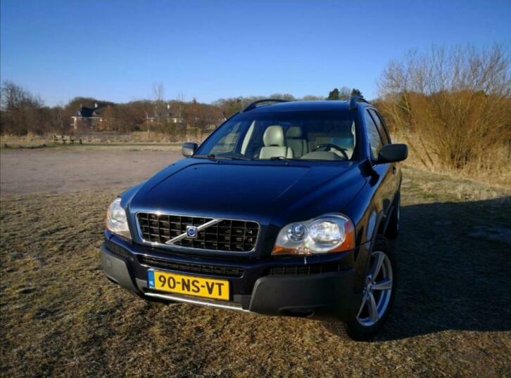 Volvo XC90 2.5 T Geartronic Youngtimer 2004 Blauw