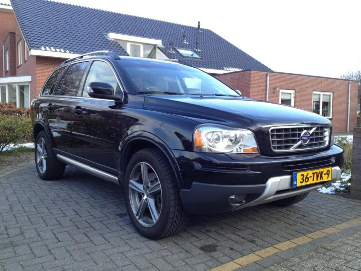 Volvo XC90 D5 Sport aut. 185PK - new type 2007 zwart met.