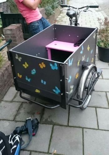 Vrolijke bakfiets 