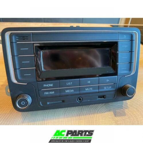 VW Composition Entry radio met Bluetooth (o.a.audio-en-navi)